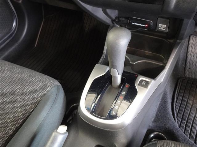 フィット １３Ｇ・Ｌパッケージ　衝突被害軽減システム　メモリーナビ　フルセグ　バックカメラ　ＥＴＣ　ＬＥＤヘッドランプ　スマートキー（11枚目）