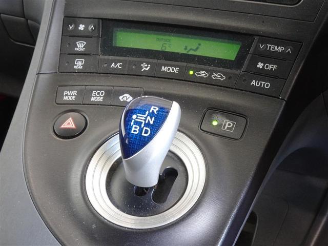 プリウス Ｓ　メモリーナビ　フルセグ　バックカメラ　ＥＴＣ　スマートキー（10枚目）