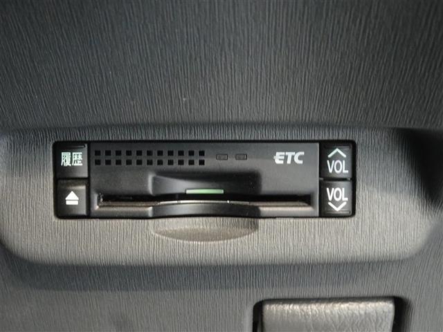 プリウス Ｓ　メモリーナビ　フルセグ　バックカメラ　ＥＴＣ　スマートキー（11枚目）