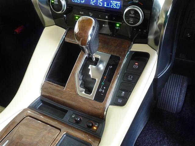 アルファード ３．５エグゼクティブラウンジ　衝突被害軽減システム　メモリーナビ　フルセグ　後席モニター　バックカメラ　ＥＴＣ　両側電動スライド　３列シート　ＬＥＤヘッドランプ　スマートキー　乗車定員７人（8枚目）