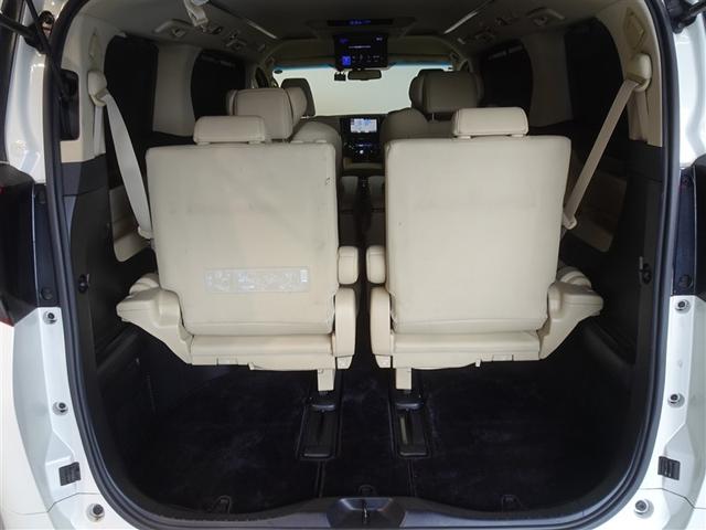 アルファード ３．５エグゼクティブラウンジ　衝突被害軽減システム　メモリーナビ　フルセグ　後席モニター　バックカメラ　ＥＴＣ　両側電動スライド　３列シート　ＬＥＤヘッドランプ　スマートキー　乗車定員７人（12枚目）