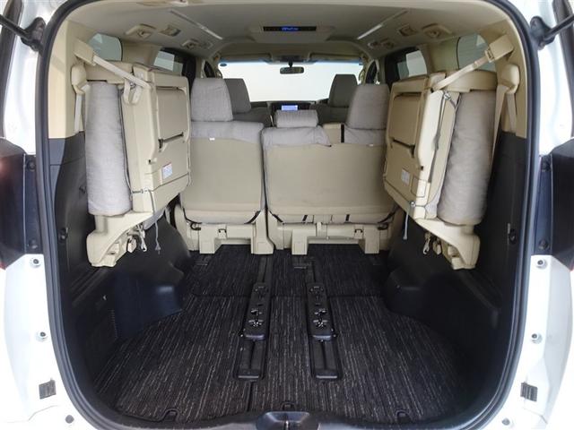 アルファード ２．５Ｘ　衝突被害軽減システム　メモリーナビ　フルセグ　バックカメラ　ＥＴＣ　両側電動スライド　３列シート　ＬＥＤヘッドランプ　スマートキー　乗車定員８人（12枚目）