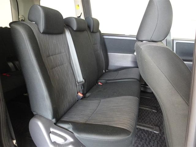 ノア Ｓｉ　メモリーナビ　フルセグ　バックカメラ　ＥＴＣ　３列シート　ＨＩＤヘッドライト　スマートキー　乗車定員８人（12枚目）