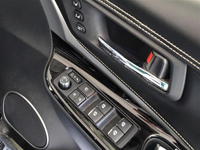 ハリアー プレミアム　メタル　アンド　レザーパッケージ　衝突被害軽減システム　メモリーナビ　フルセグ　バックカメラ　ＥＴＣ　ドラレコ　サンルーフ　フルエアロ　ＬＥＤヘッドランプ　スマートキー（11枚目）