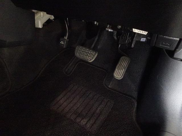 シエンタ G クエロ 衝突被害軽減システム メモリーナビ フルセグ バックカメラ ETC 両側電動スライド 3列シート LEDヘッドランプ スマートキー 乗車定員7人(9枚目)