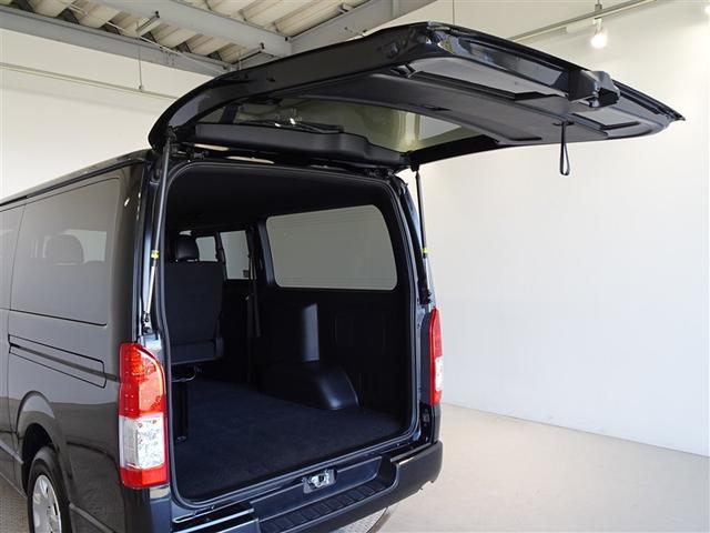 ハイエースバン スーパーＧＬ　ダークプライムＩＩ　衝突被害軽減システム　メモリーナビ　フルセグ　バックカメラ　ＥＴＣ　ＬＥＤヘッドランプ　ディーゼル　スマートキー（23枚目）