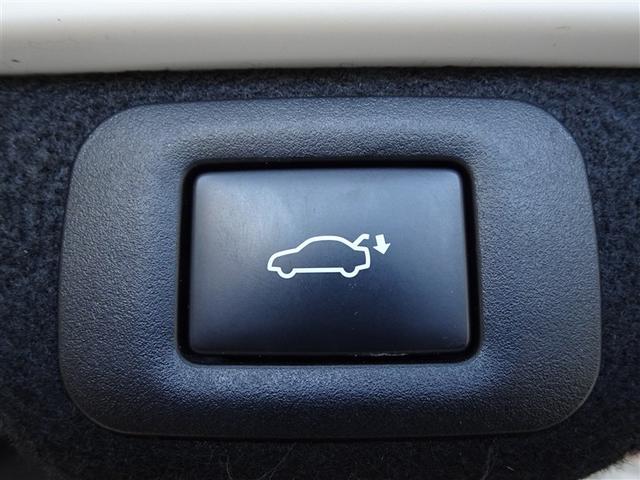 クラウンクロスオーバー ＲＳアドバンスド　衝突被害軽減システム　メモリーナビ　フルセグ　バックカメラ　ＥＴＣ　ドラレコ　サンルーフ　フルエアロ　ＬＥＤヘッドランプ　４ＷＤ　スマートキー（25枚目）