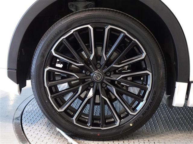 クラウンクロスオーバー ＲＳアドバンスド　衝突被害軽減システム　メモリーナビ　フルセグ　バックカメラ　ＥＴＣ　ドラレコ　サンルーフ　フルエアロ　ＬＥＤヘッドランプ　４ＷＤ　スマートキー（27枚目）