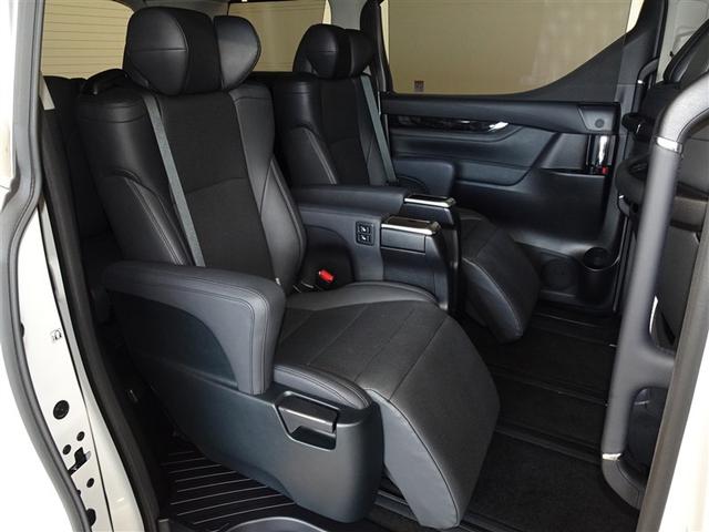 アルファード ２．５Ｓ　Ｃパッケージ　衝突被害軽減システム　フルセグ　後席モニター　バックカメラ　ＥＴＣ　サンルーフ　両側電動スライド　３列シート　ＬＥＤヘッドランプ　スマートキー　乗車定員７人（19枚目）