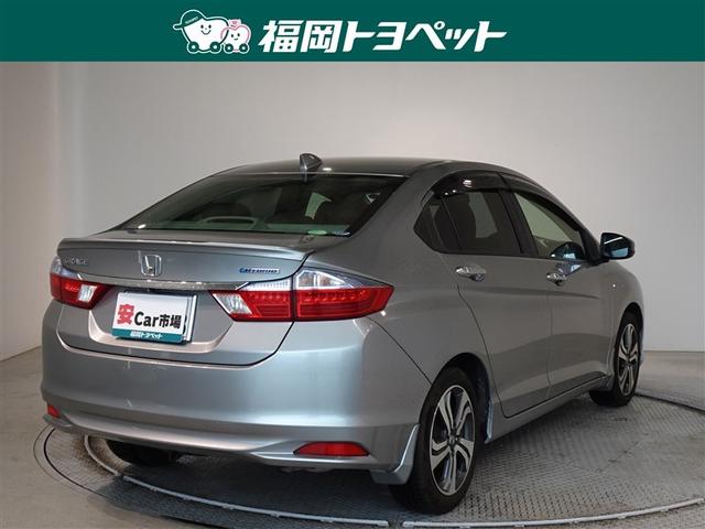 �F�͐����ȃV���o�[�ł��B