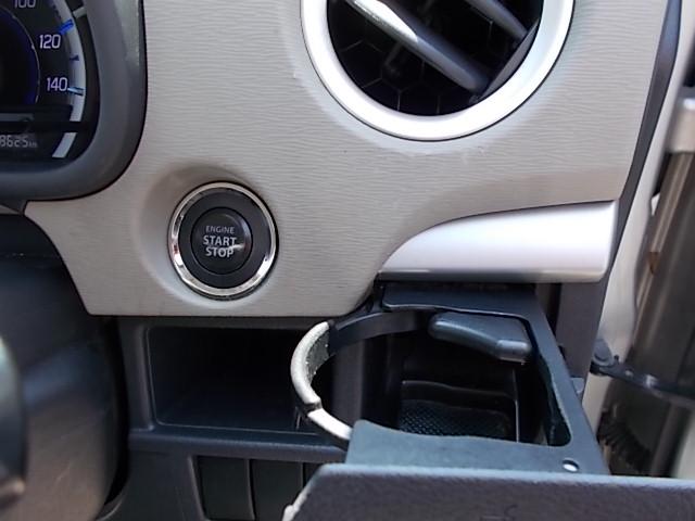 フレア ＸＳ　ＣＶＴ　アイドリングストップ　プッシュスタート　スマートキー　純正メモリーナビ　ＴＶ　ＤＶＤ　ＣＤ　ブルートゥース　リアスピーカー　ＥＴＣ　オートエアコン　ＡＢＳ　Ｗエアバック　タイヤ４本新品（19枚目）