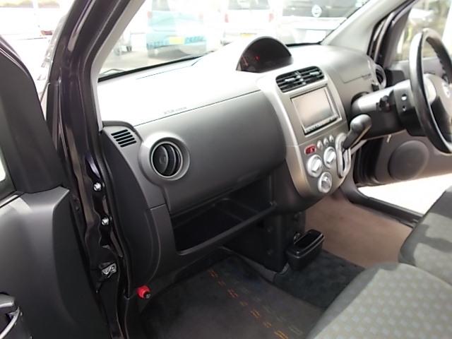 オッティ ＲＳ　ＨＩＤ　４ＡＴ　メモリーナビ　ＴＶ　ＣＤ　バックカメラ　ドライブレコーダー　リアスピーカー　キーレス　ＡＢＳ　Ｗエアバック　電動格納ミラー（19枚目）