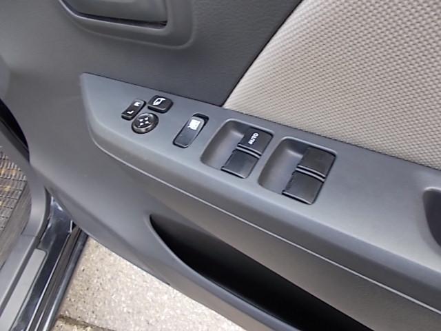 ワゴンＲ ＦＸ　４ＷＤ　ＣＶＴ　アイドリングストップ　キーレス　オートエアコン　シートヒーター　社外アルミホイール　ＣＤ　電動格納ミラー　ＡＢＳ　Ｗエアバッグ　タイミングチェーン　盗難防止機能（18枚目）