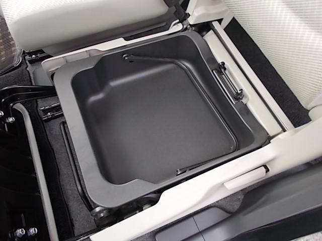 ワゴンＲ ＦＸ　４ＷＤ　ＣＶＴ　アイドリングストップ　キーレス　オートエアコン　シートヒーター　社外アルミホイール　ＣＤ　電動格納ミラー　ＡＢＳ　Ｗエアバッグ　タイミングチェーン　盗難防止機能（26枚目）