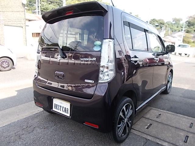 ワゴンＲ ２０周年記念車　ＣＶＴ　レーダーブレーキサポート　ＨＩＤ　アイドリングストップ　社外メモリーナビＴＶ　ＤＶＤ　ＣＤ　リアスピーカー　オートライト　オートエアコン　シートヒーター　純正１５インチＡＷ　走行５１０００キロ（6枚目）