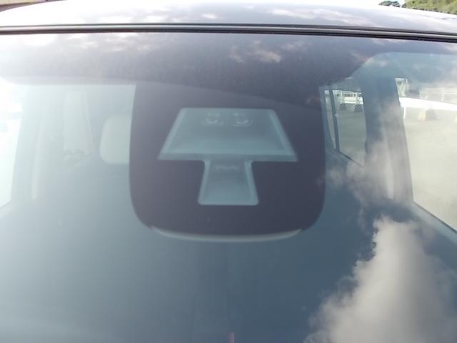 ワゴンＲ ２０周年記念車　ＣＶＴ　レーダーブレーキサポート　ＨＩＤ　アイドリングストップ　社外メモリーナビＴＶ　ＤＶＤ　ＣＤ　リアスピーカー　オートライト　オートエアコン　シートヒーター　純正１５インチＡＷ　走行５１０００キロ（10枚目）