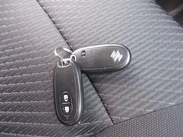 ワゴンＲ ２０周年記念車　ＣＶＴ　レーダーブレーキサポート　ＨＩＤ　アイドリングストップ　社外メモリーナビＴＶ　ＤＶＤ　ＣＤ　リアスピーカー　オートライト　オートエアコン　シートヒーター　純正１５インチＡＷ　走行５１０００キロ（25枚目）