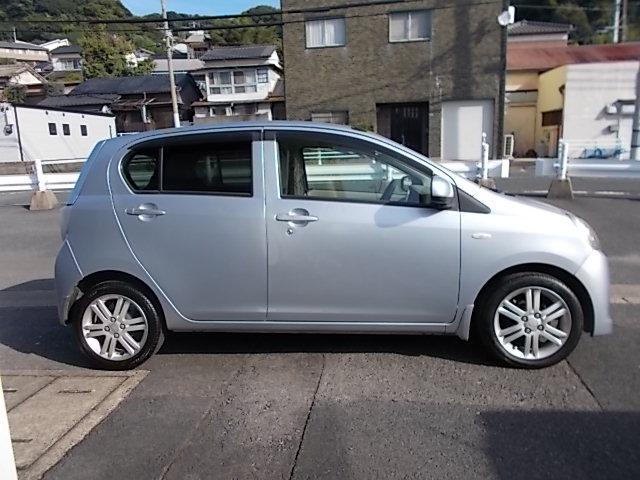 ミライース L CVT アイドリングストップ HDDナビ フルセグTV DVD CD ETCABA Wエアバッグ タイミングチェーン 純正15インチアルミホイール(4枚目)