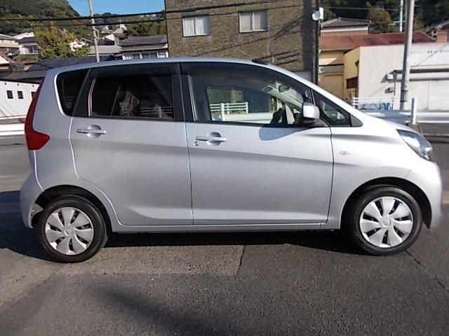 eKワゴン M CVT アイドリングストップ キーレス オートエアコン CD 電動格納ミラー SBS Wエアバッグ タイミングチェーン バッテリー新品(4枚目)