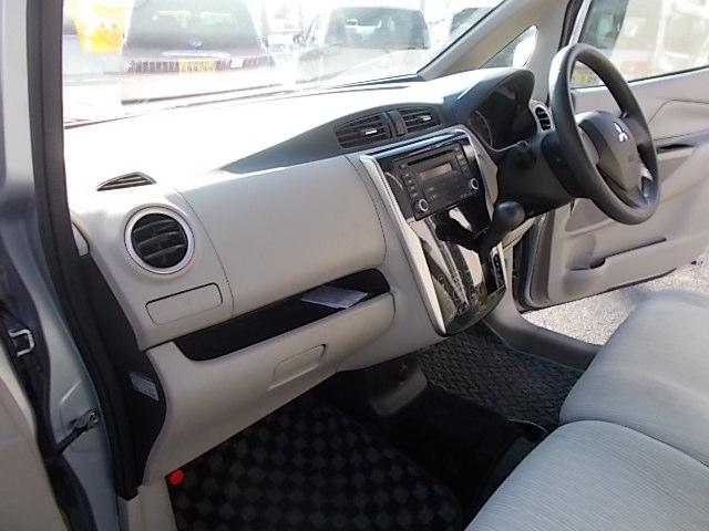 eKワゴン M CVT アイドリングストップ キーレス オートエアコン CD 電動格納ミラー SBS Wエアバッグ タイミングチェーン バッテリー新品(17枚目)