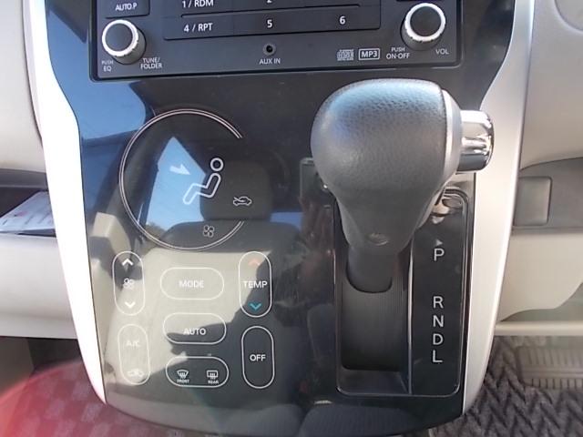 eKワゴン M CVT アイドリングストップ キーレス オートエアコン CD 電動格納ミラー SBS Wエアバッグ タイミングチェーン バッテリー新品(22枚目)