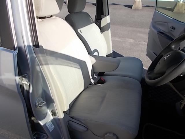 eKワゴン M CVT アイドリングストップ キーレス オートエアコン CD 電動格納ミラー SBS Wエアバッグ タイミングチェーン バッテリー新品(24枚目)