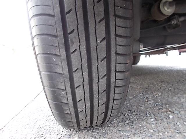 ワゴンＲ ＦＸリミテッド　ＣＶＴ　アイドリングストップ　社外ＬＥＤヘッドライト　メモリーナビフルセグＴＶ　ＤＶＤ　ＣＤ　バックカメラ　ＥＴＣ　プッシュスタート　スマートキー　オートエアコン　リアスピーカー　純正アルミホイール（17枚目）