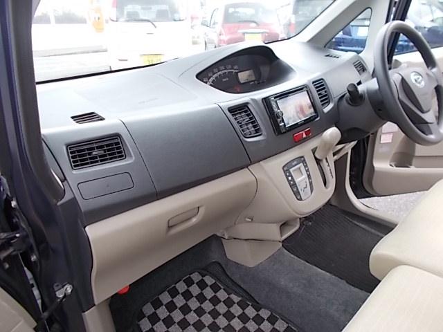 ムーヴ Ｌ　ＣＶＴ　アイドリングストップ　ＳＤナビ　ＴＶ　ＤＶＤ　ＣＤ　キーレス　ドライブレコーダー　オートエアコン　電動格納ミラー　ＡＢＳ　Ｗエアバッグ　タイミングチェーン　盗難防止機能（18枚目）