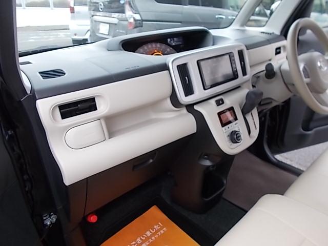 ムーヴキャンバス Ｘリミテッド　ＳＡＩＩＩ　オリジナルカラー　ＣＶＴ　Ａストップ　両側パワースライドドア　レザー調シートカバー　ディスプレイオーディオ　ＤＶＤ　ＣＤ　バックカメラ　リアスピーカー　プッシュスタート　タイヤ新品　走行４２０００キロ（21枚目）