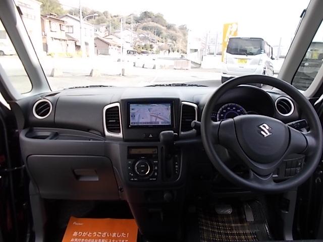 スペーシア Ｇ　ＣＶＴ　アイドリングストップ　両側スライドドア　メモリーナビフルセグＴＶ　ＤＶＤ　ＣＤ　ブルートゥース　プッシュスタート　オートＡＣ　シートヒーター　電動格納ミラー　ＡＢＳ　Ｗエアバッグ　盗難防止機能（17枚目）