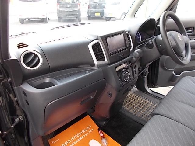 スペーシア Ｇ　ＣＶＴ　アイドリングストップ　両側スライドドア　メモリーナビフルセグＴＶ　ＤＶＤ　ＣＤ　ブルートゥース　プッシュスタート　オートＡＣ　シートヒーター　電動格納ミラー　ＡＢＳ　Ｗエアバッグ　盗難防止機能（18枚目）