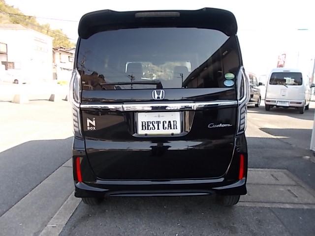 �o�b�N�J����