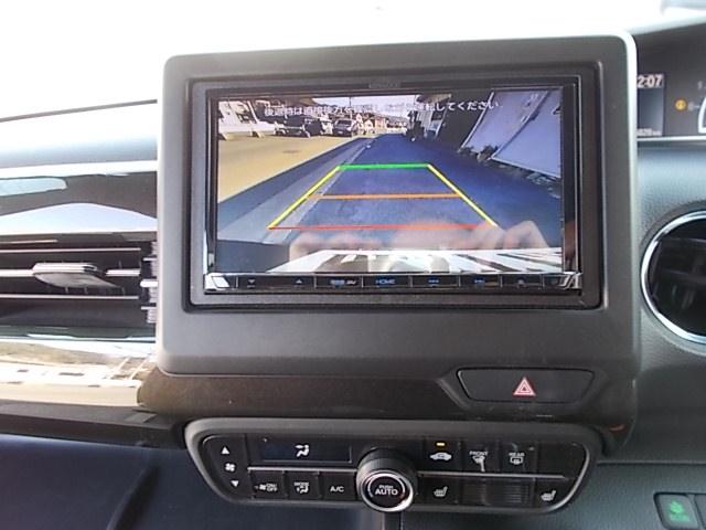 �o�b�N�J����