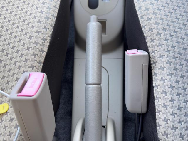 アルト Ｆ　運転席・助手席エアバック　キーレスエントリー　盗難防止システム　衝突安全ボディ（11枚目）