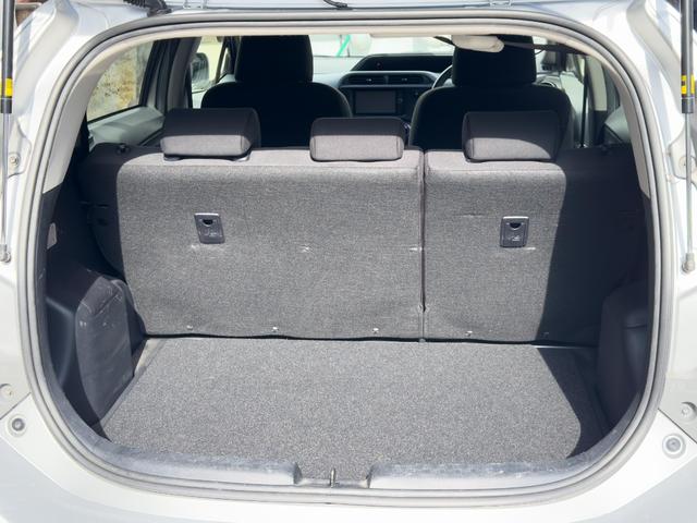 アクア Ｓ　運転席・助手席エアバック　ＡＢＳ　ＥＳＣ　衝突安全ボディ　キーレスエントリー　アイドリングストップ（5枚目）