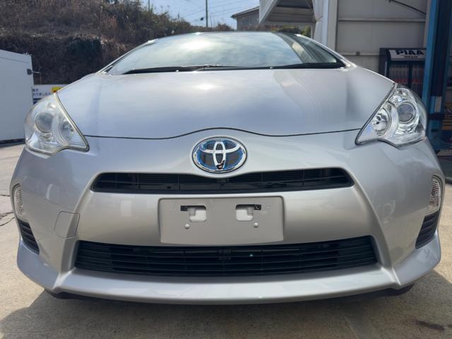 アクア Ｓ　運転席・助手席エアバック　ＡＢＳ　ＥＳＣ　衝突安全ボディ　キーレスエントリー　アイドリングストップ（6枚目）