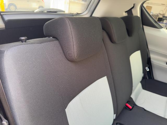 アクア Ｓ　運転席・助手席エアバック　ＡＢＳ　ＥＳＣ　衝突安全ボディ　キーレスエントリー　アイドリングストップ（32枚目）