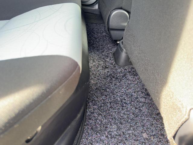 アクア Ｓ　運転席・助手席エアバック　ＡＢＳ　ＥＳＣ　衝突安全ボディ　キーレスエントリー　アイドリングストップ（34枚目）