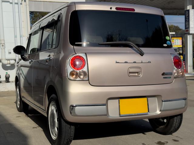 アルトラパンショコラ Ｘ　運転席・助手席エアバック　ＡＢＳ　盗難防止システム　衝突安全ボディ　キーレスエントリー　スマートキー　アイドリングストップ　ＨＩＤ　ベンチシート　フルフラット　ＣＤ（2枚目）