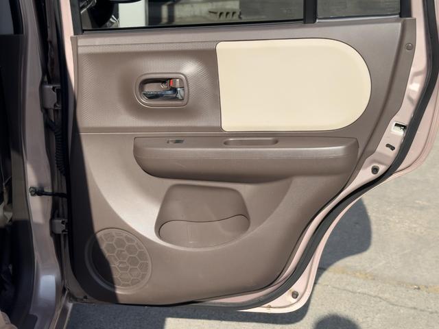 アルトラパンショコラ Ｘ　運転席・助手席エアバック　ＡＢＳ　盗難防止システム　衝突安全ボディ　キーレスエントリー　スマートキー　アイドリングストップ　ＨＩＤ　ベンチシート　フルフラット　ＣＤ（26枚目）