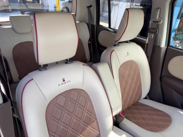 アルトラパンショコラ Ｘ　運転席・助手席エアバック　ＡＢＳ　盗難防止システム　衝突安全ボディ　キーレスエントリー　スマートキー　アイドリングストップ　ＨＩＤ　ベンチシート　フルフラット　ＣＤ（28枚目）