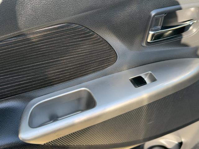 デイズ ハイウェイスター　Ｇ　運転席・助手席エアバックエアバック　ＡＢＳ　盗難防止システム　衝突安全ボディ　キーレス　スマートキー　アイドリングストップ　ＨＩＤ　ベンチシート　バックカメラ　全周囲カメラ（22枚目）