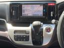 　運転席・助手席エアバックエアバック　ＡＢＳ　ＥＳＣ　キーレス　スマートキー　盗難防止システム　衝突安全ボディ　衝突被害軽減システム　アイドリングストップ　ＨＩＤ　ベンチシート（9枚目）