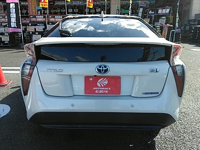 プリウス Aプレミアム 革シート キーレス フルセグ ナビ&TV 18アルミホイール エアバッグ 電動シート オートマ ディーラー車 フル装備 ETC バックカメラ スマートキー シートヒーター(5枚目)