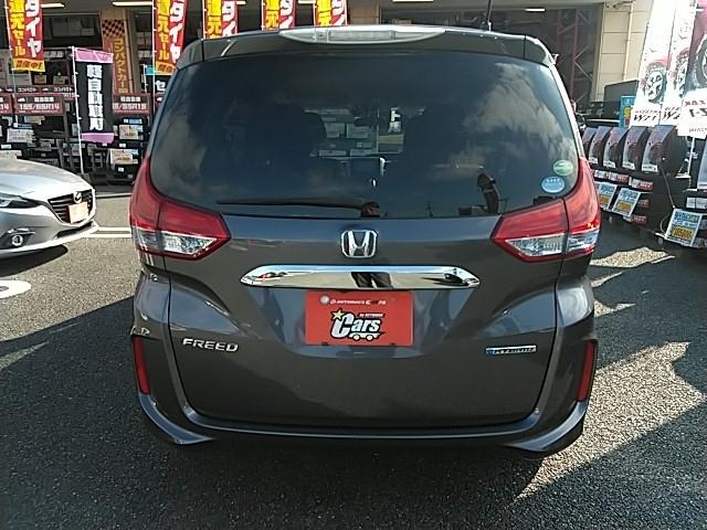 フリードハイブリッド ハイブリッド・EX ワンオーナー 両側電動スライド キーレス フルセグ ナビ&TV 15アルミホイール エアバッグ フル装備 衝突被害軽減システム ETC バックカメラ スマートキー シートヒーター(5枚目)