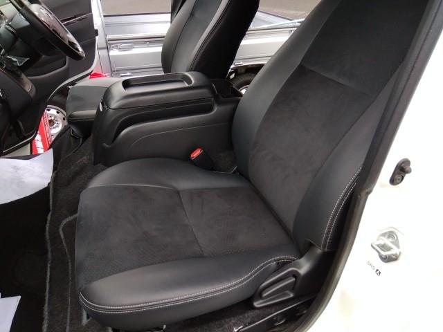 ハイエースバン スーパーＧＬ　ダークプライムＩＩ　ワンオーナー　両側電動スライド　キーレス　フルセグ　ナビ＆ＴＶ　エアバッグ　オートマ　ディーラー車　フル装備　衝突被害軽減システム　ＥＴＣ　バックカメラ　スマートキー（13枚目）