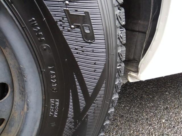 ハイエースバン スーパーＧＬ　ダークプライムＩＩ　ワンオーナー　両側電動スライド　キーレス　フルセグ　ナビ＆ＴＶ　エアバッグ　オートマ　ディーラー車　フル装備　衝突被害軽減システム　ＥＴＣ　バックカメラ　スマートキー（26枚目）