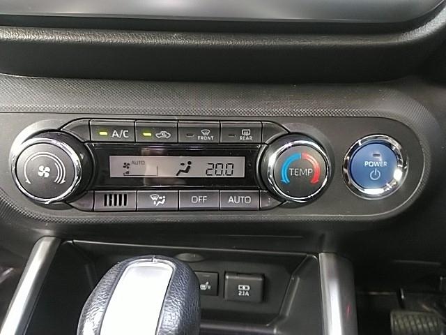 ロッキー プレミアムＧ　ＨＥＶ　ワンオーナー　キーレス　フルセグ　ナビ＆ＴＶ　１７アルミホイール　エアバッグ　オートマ　ディーラー車　フル装備　衝突被害軽減システム　ＥＴＣ　バックカメラ　スマートキー　シートヒーター（27枚目）