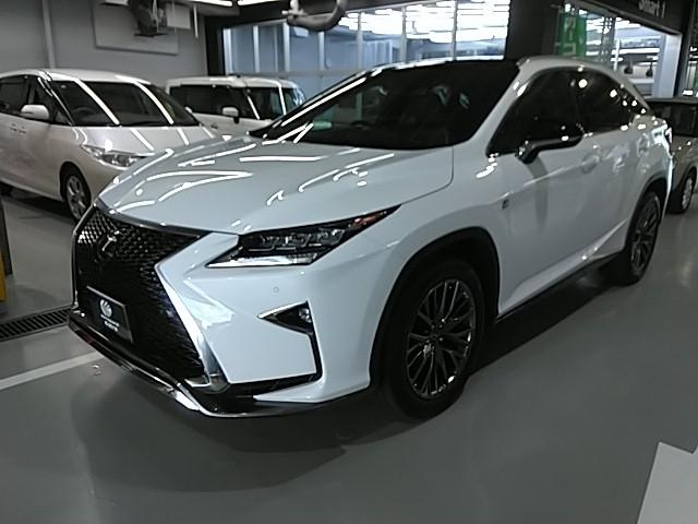RX RX300 Fスポーツ サンルーフ 革シート キーレス フルセグ ナビ&TV 20アルミホイール エアバッグ 電動シート オートマ フル装備 安全装備 助手席エアバッグ サイドエアバッグ 衝突被害軽減システム ETC(6枚目)