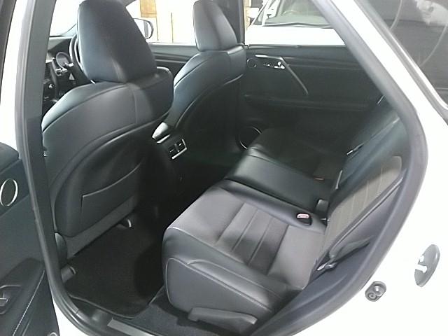 RX RX300 Fスポーツ サンルーフ 革シート キーレス フルセグ ナビ&TV 20アルミホイール エアバッグ 電動シート オートマ フル装備 安全装備 助手席エアバッグ サイドエアバッグ 衝突被害軽減システム ETC(13枚目)